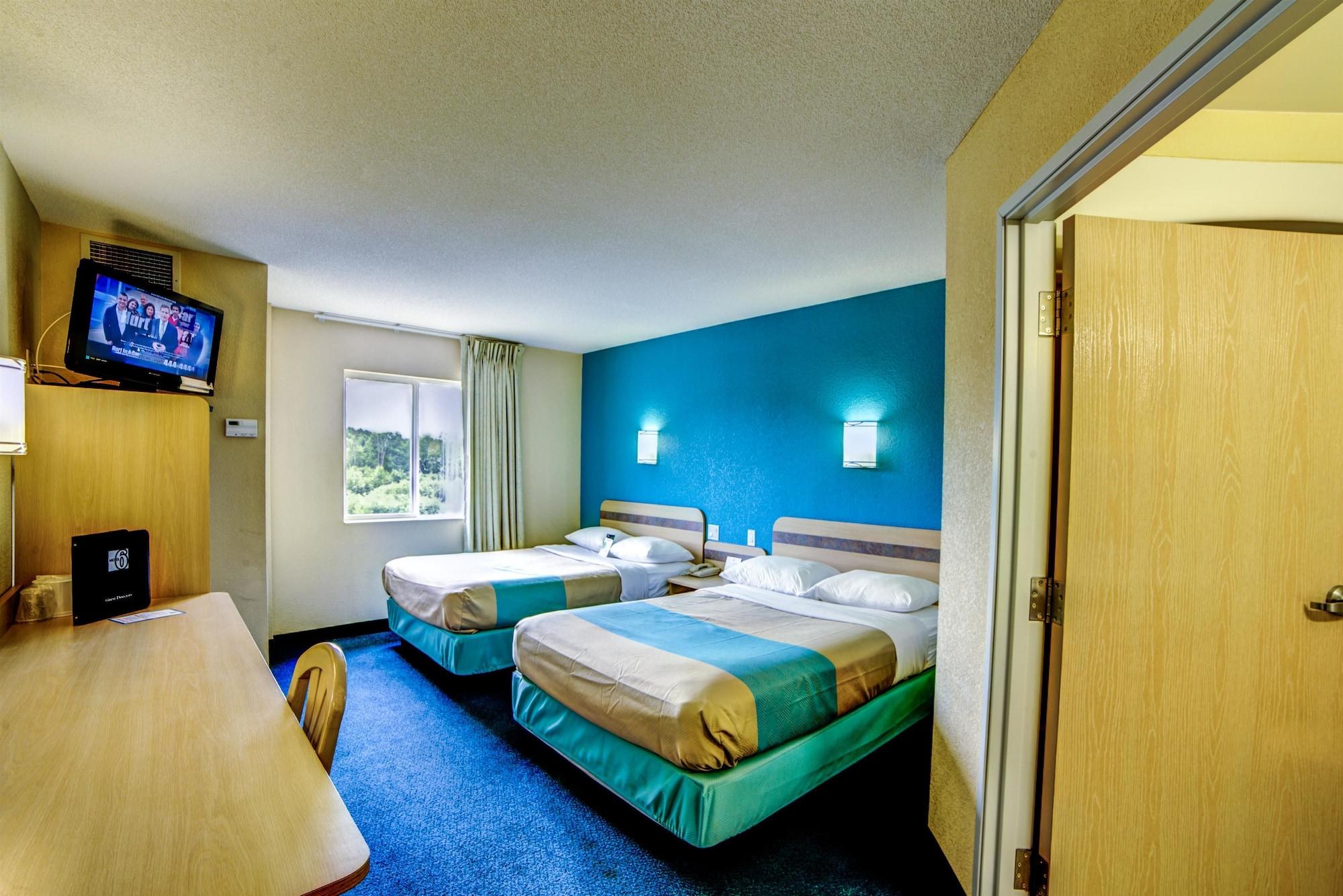 Motel 6-Huntsville, On Exteriér fotografie