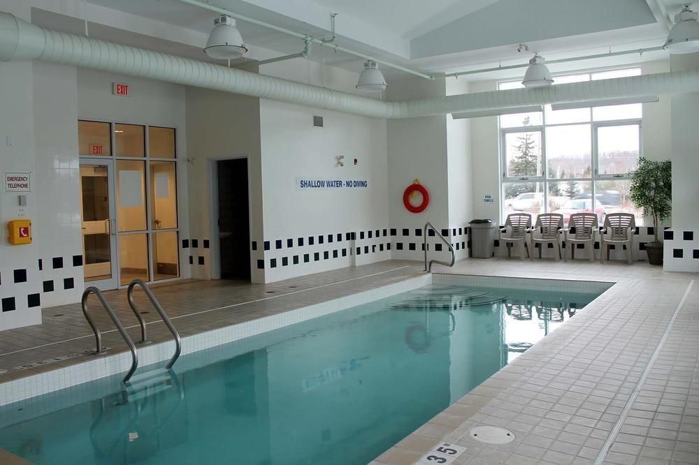 Motel 6-Huntsville, On Exteriér fotografie